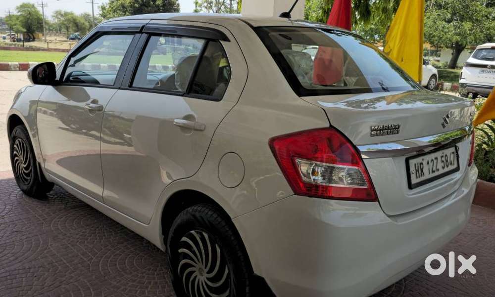 Maruti Suzuki Swift Dzire 1.3 Vxi, 2015, Cng & Hybrids