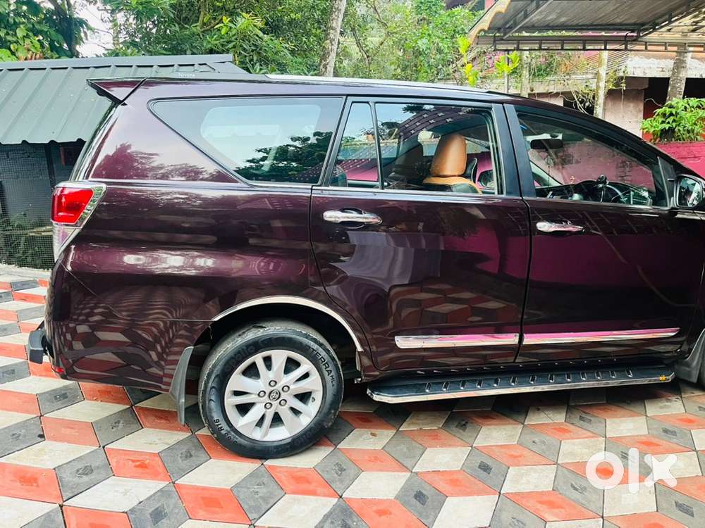 Toyota Innova Crysta 2018