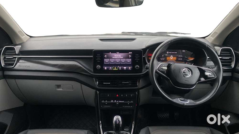 Skoda Kushaq 1.0 Tsi Style At, 2022, Petrol
