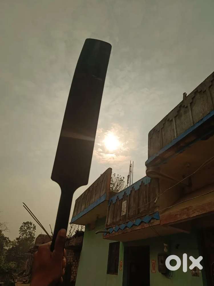 Powerful plastic bat