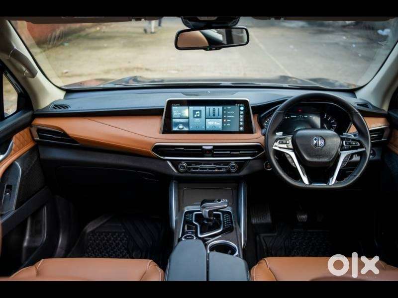 Mg Gloster Savvy 6 Seater, 2024, Diesel