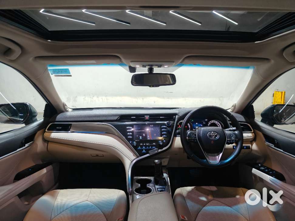 Toyota Camry Hybrid, 2020, Petrol