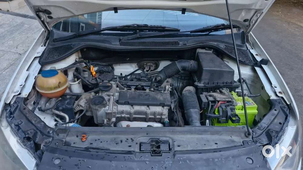 Volkswagen Polo Highline 2012 Petrol Manual