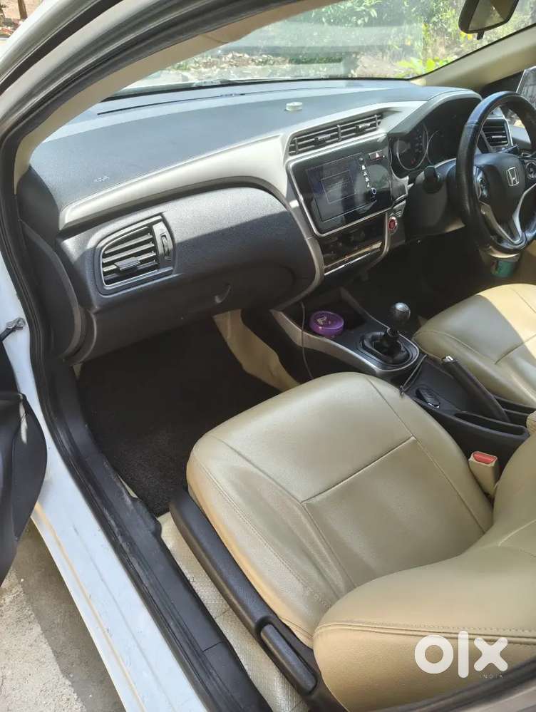 White Honda City