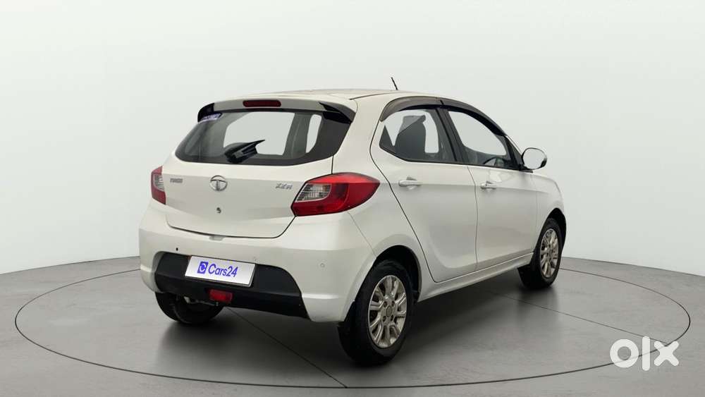 Tata Tiago 1.2 Revotron Xza, 2017, Petrol