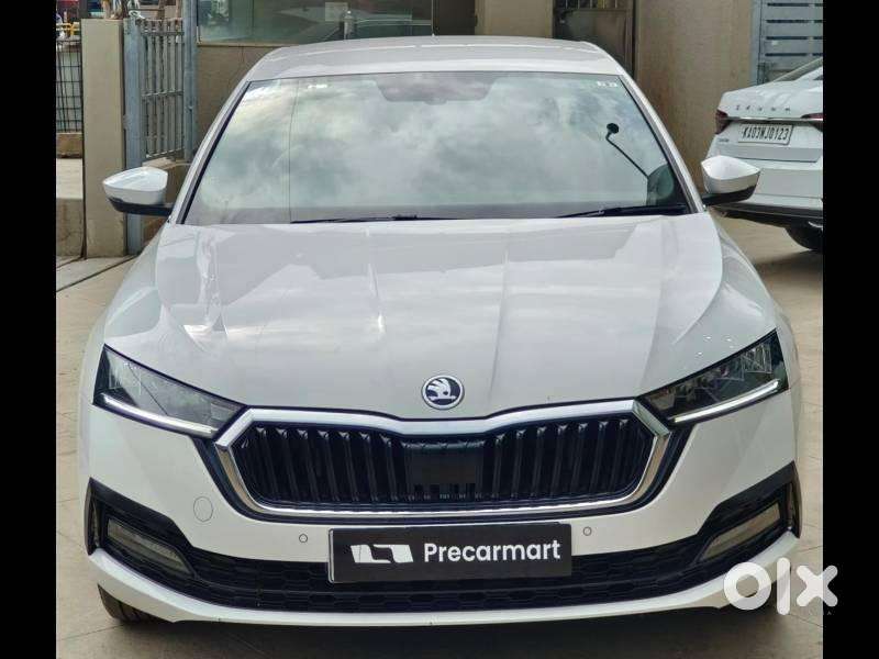 Skoda Octavia 2.0 Style Tsi At, 2021, Petrol