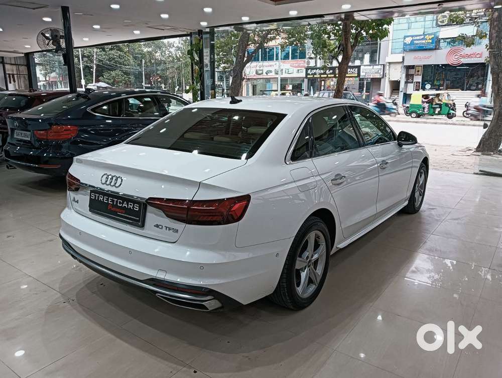 Audi A4 2.0 Technology 40 Tfsi, 2024, Petrol