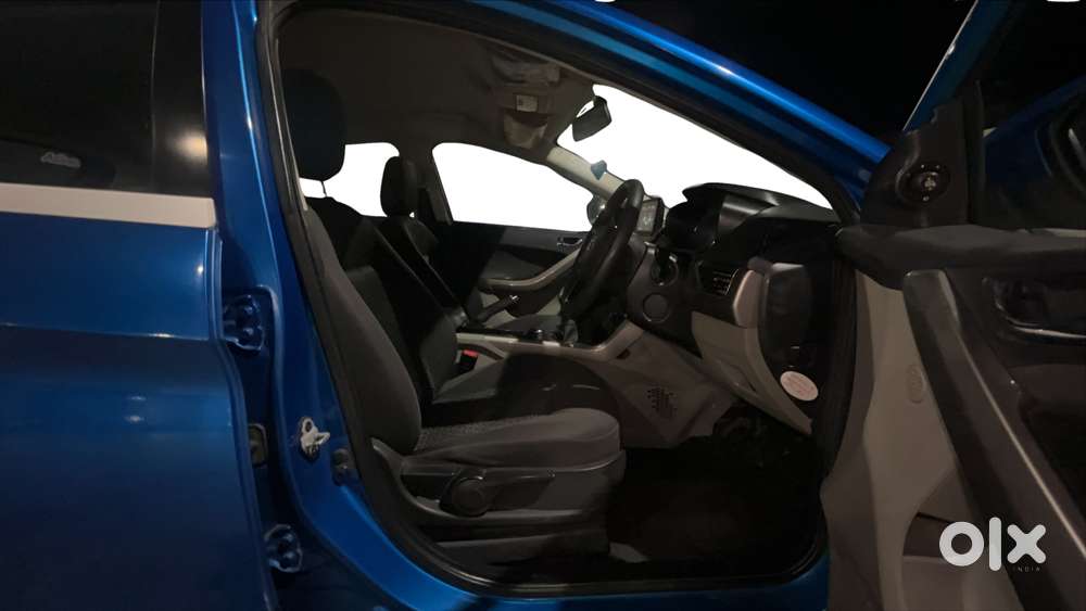 Tata Nexon 1.2 Revotron Xz Plus, 2018, Petrol
