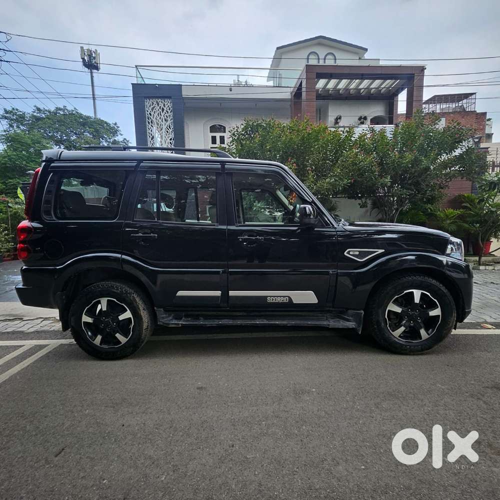 Mahindra Scorpio Classic 2.2 S 11 Mt 7 Cc, 2023, Diesel