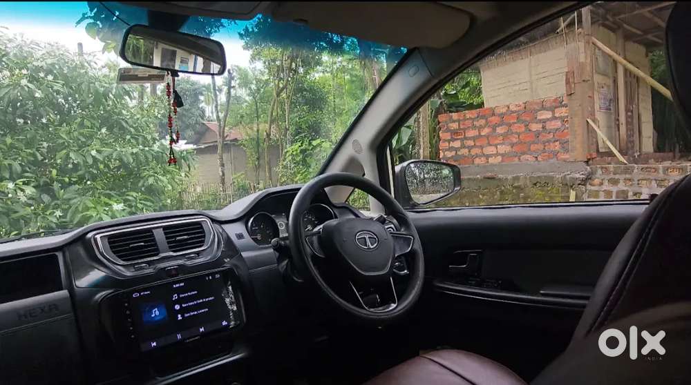 Tata Hexa (xe) Comercial Number.