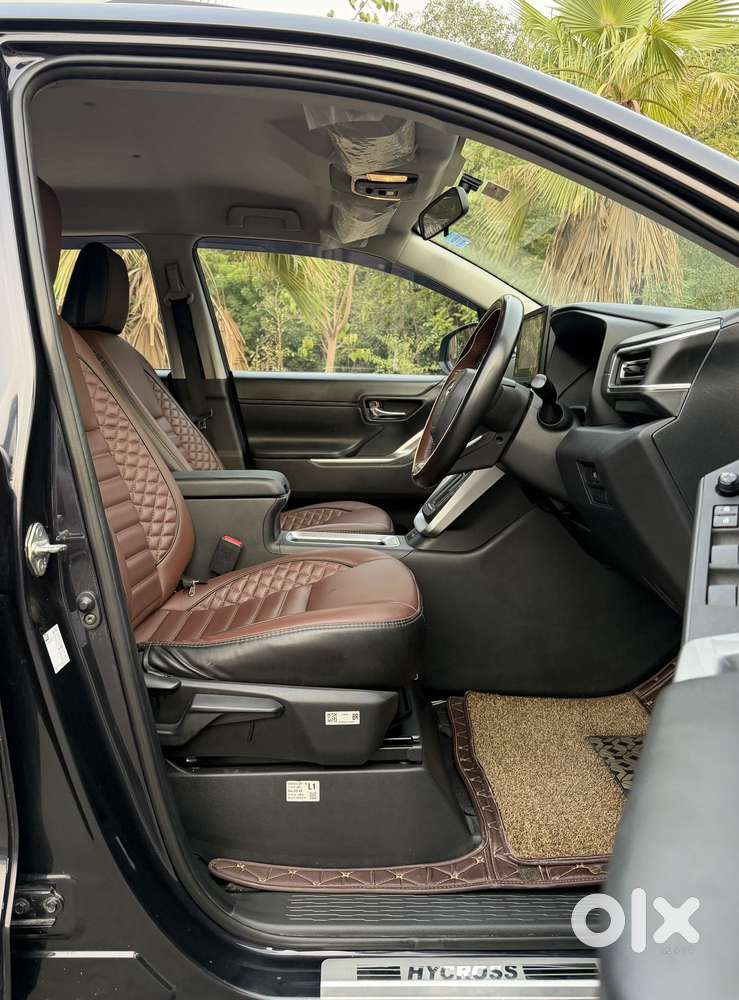 Toyota Innova Hycross 2.0 Gx 7 Str, 2025, Petrol