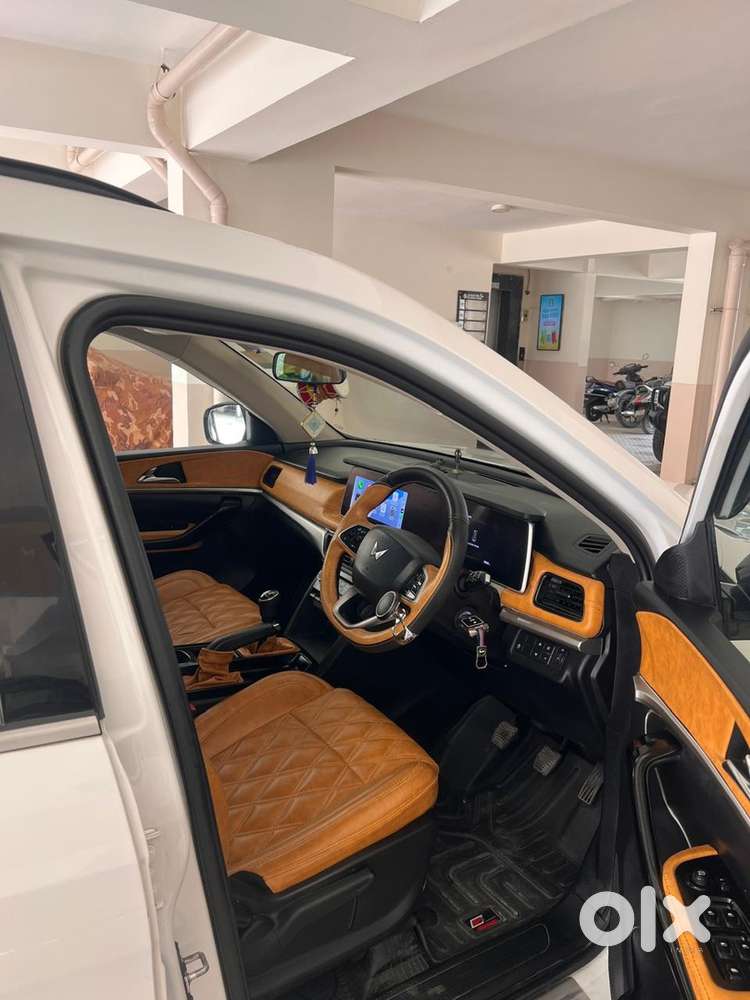 Mahindra Xuv700 Petrol 2022