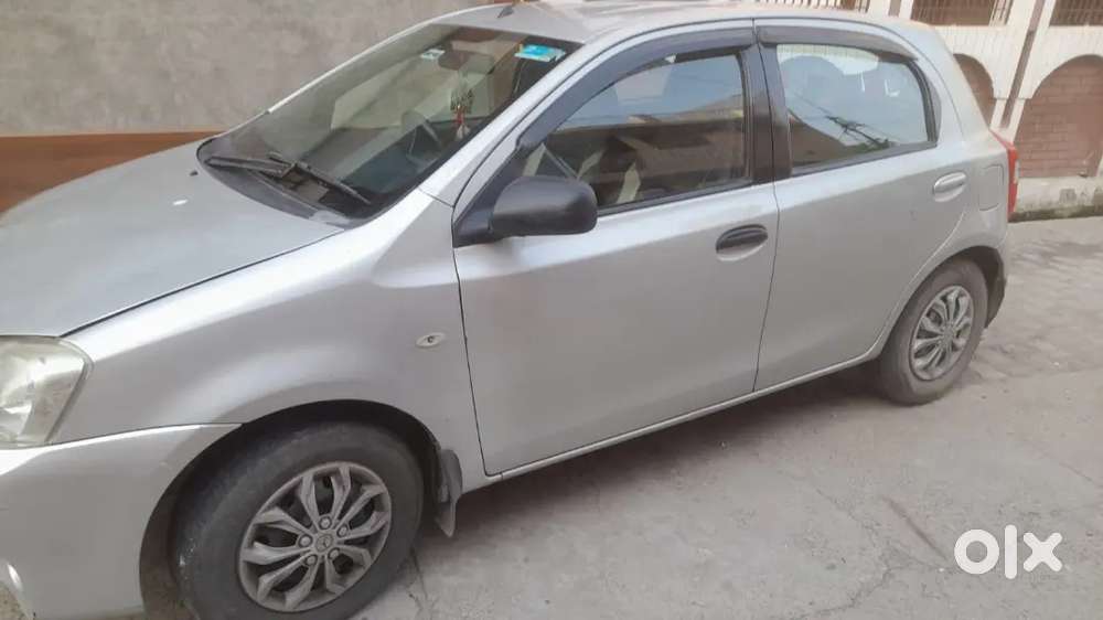 Toyota Etios Liva 2011 September Cng & Hybrids 90000 Km Driven