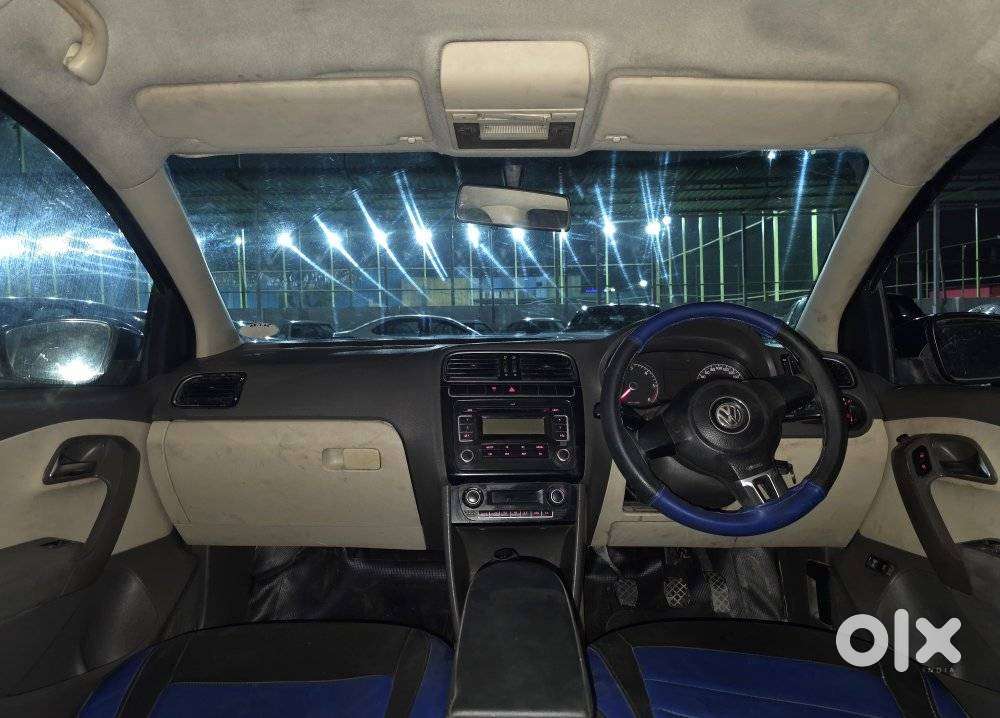 Volkswagen Vento 2010-2013 Petrol Highline, 2011, Diesel