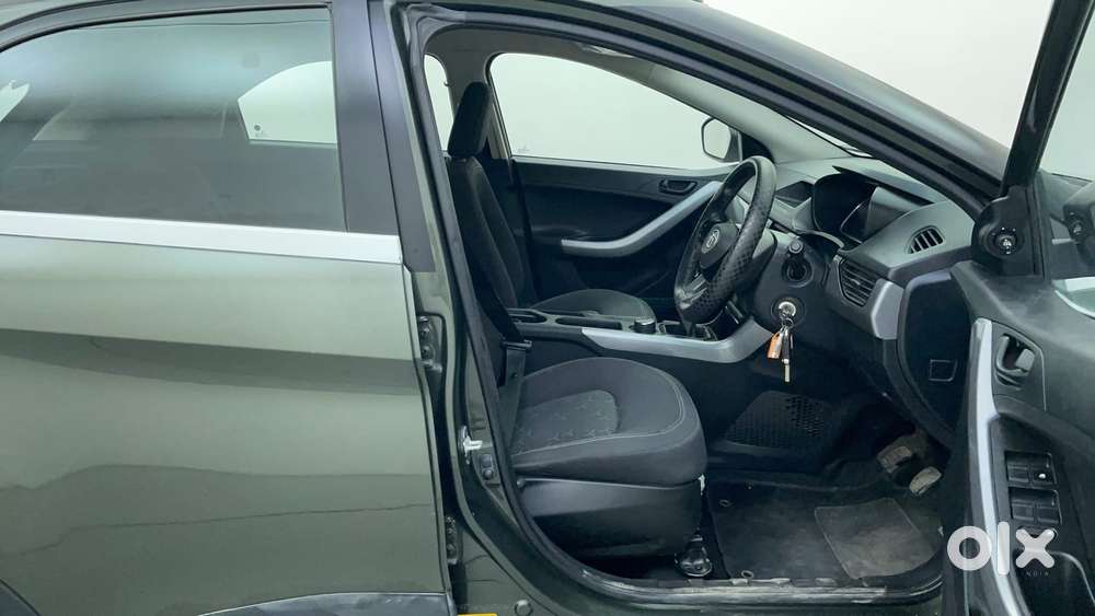 Tata Nexon 1.2 Revotron Xm, 2021, Petrol