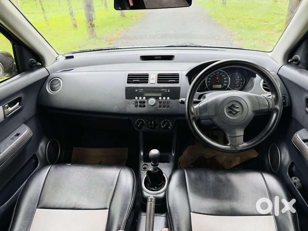 Maruti Suzuki Swift Vxi Optional, 2011, Petrol
