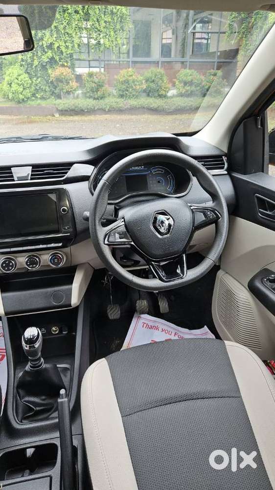 Renault Triber Rxt, 2024, Petrol