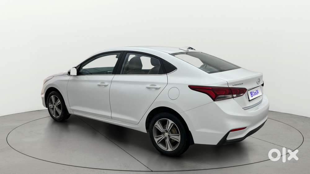 Hyundai Verna 1.6 Vtvt Sx, 2018, Petrol