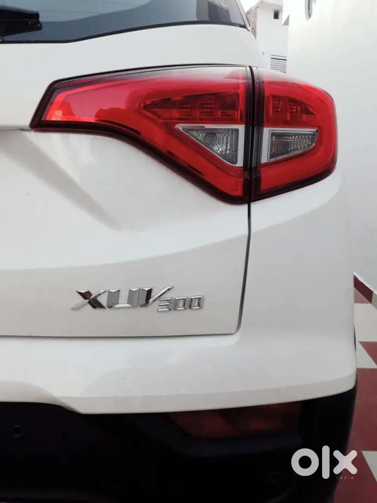 Mahindra Xuv300 Deisel 1st Owner