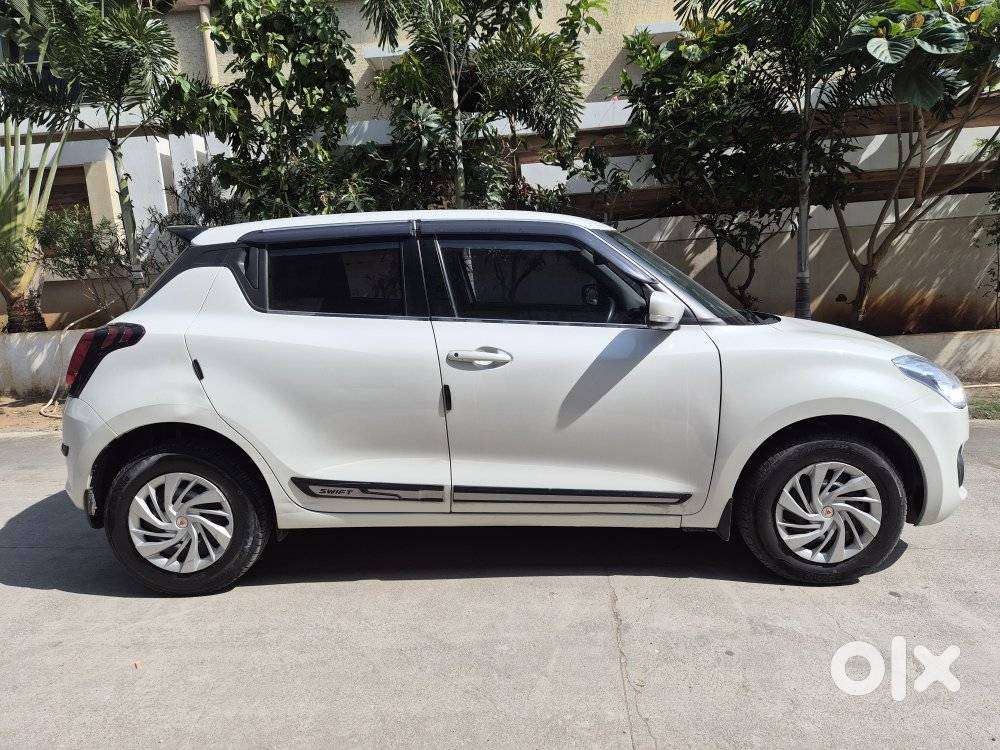 Maruti Suzuki Swift Vxi Ags, 2022, Petrol