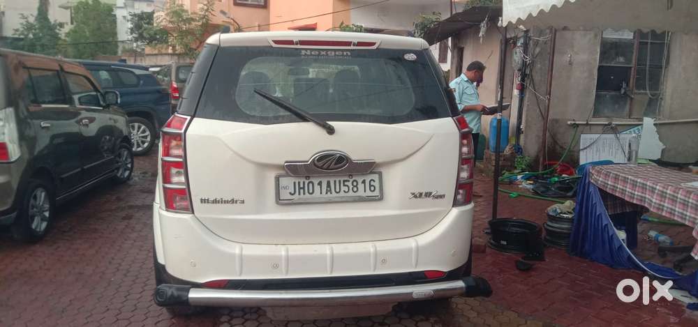 Mahindra Xuv500 2011-2015 W8 2wd, 2012, Petrol