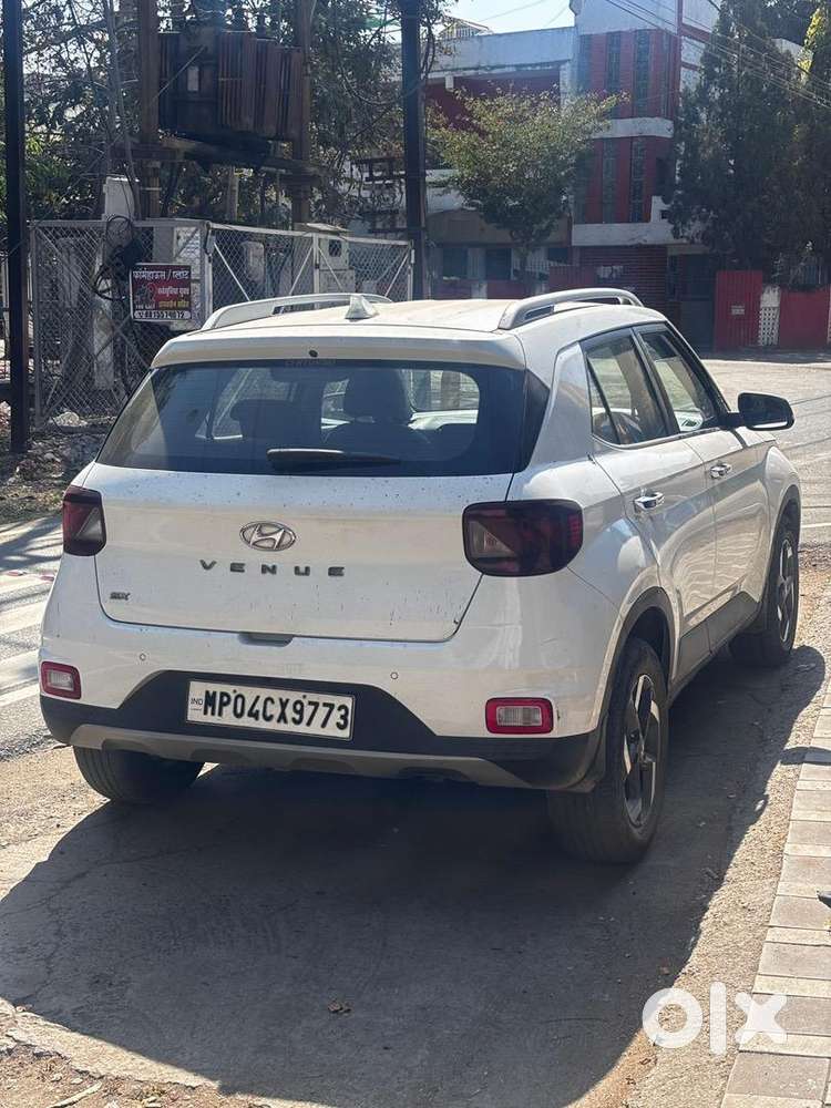 Hyundai Venue N Line 2019 Diesel Well Maintained