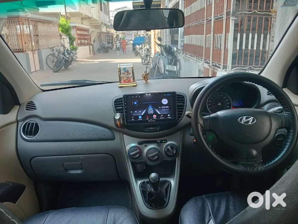 Hyundai I10 2011 Cng  Well Maintained