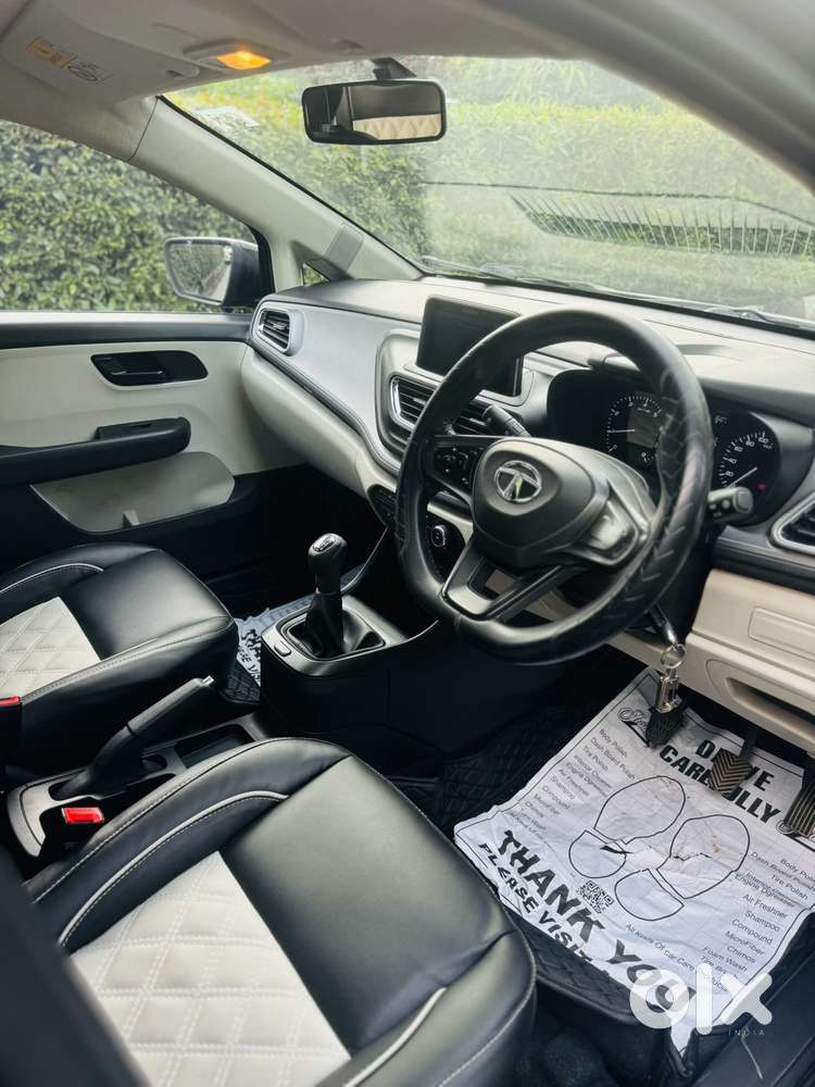 Tata Altroz 1.2 Xm Plus, 2022, Petrol