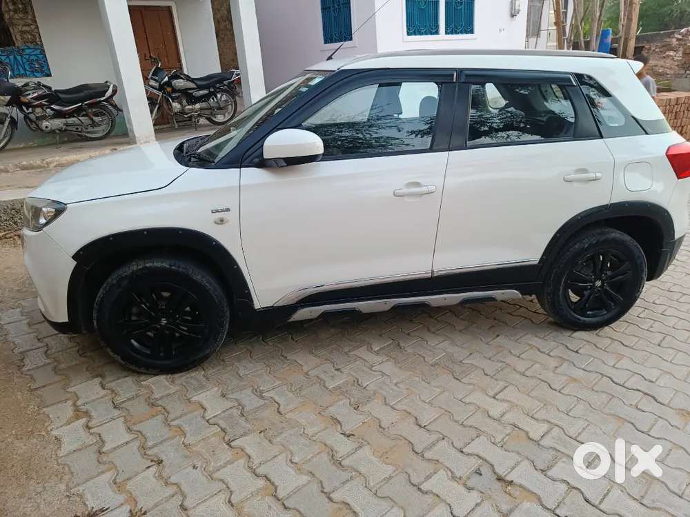 Maruti Brezza Zdi Diesel 2018 First Owner Km.1.28 Running