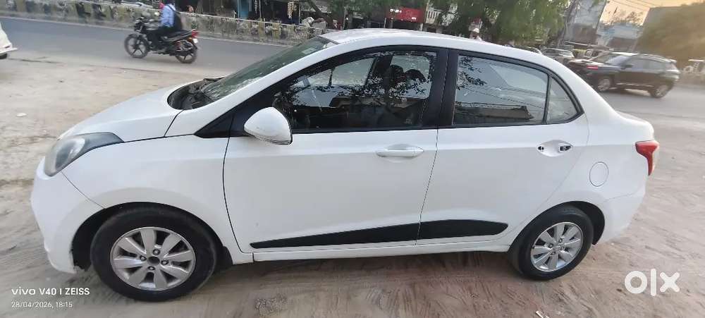 Hyundai Xcent Car