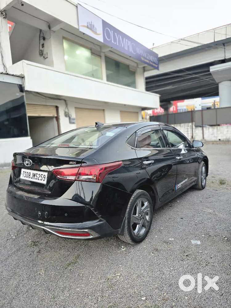 Hyundai Verna 2022 Petrol 49000 Km Driven