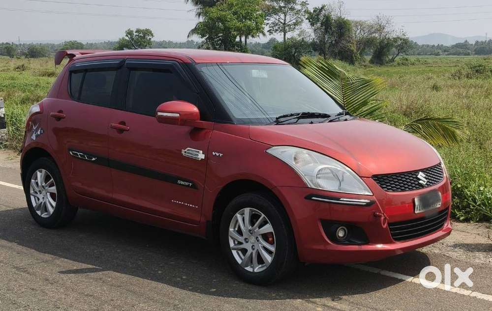 Maruti Suzuki Swift Vvt Zxi, 2011, Petrol