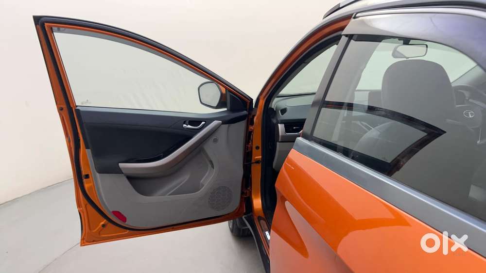 Tata Nexon 1.2 Revotron Xza Plus (o) Dual Tone, 2019, Diesel