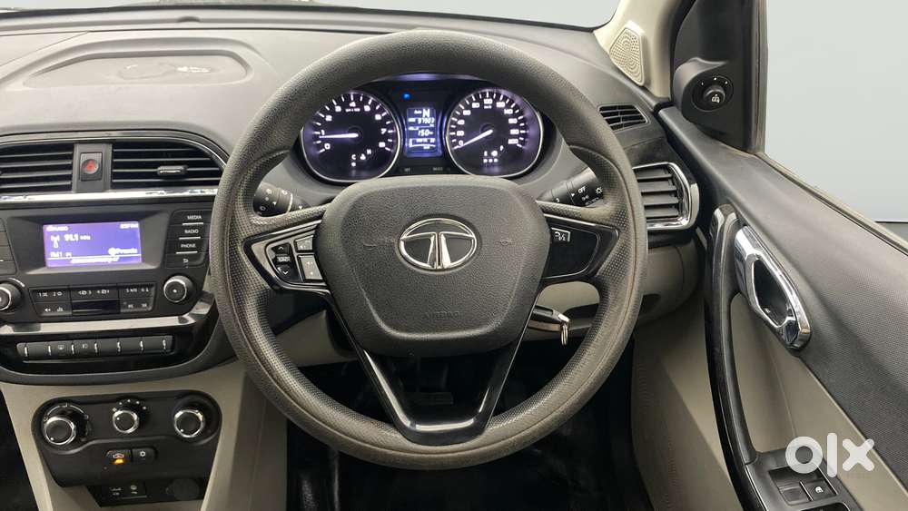 Tata Tiago 1.2 Revotron Xza, 2018, Petrol