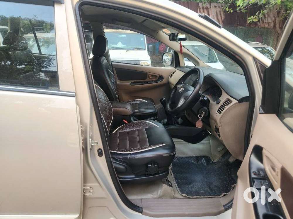 Toyota Innova 2012-2013 2.5 G (diesel) 8 Seater, 2015, Diesel