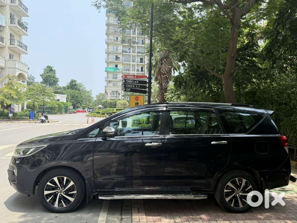 Toyota Innova Crysta 2.4 Z 7 Str, 2022, Diesel