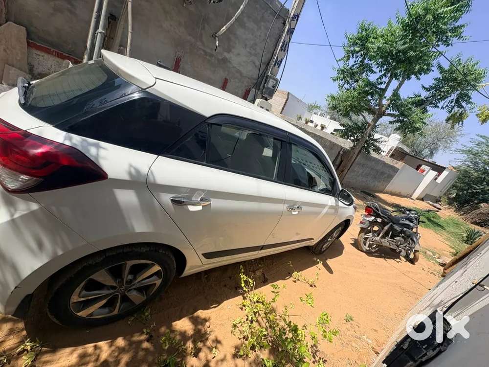 Hyundai I20 2018 Diesel Well Maintained Top Model Push Button Start