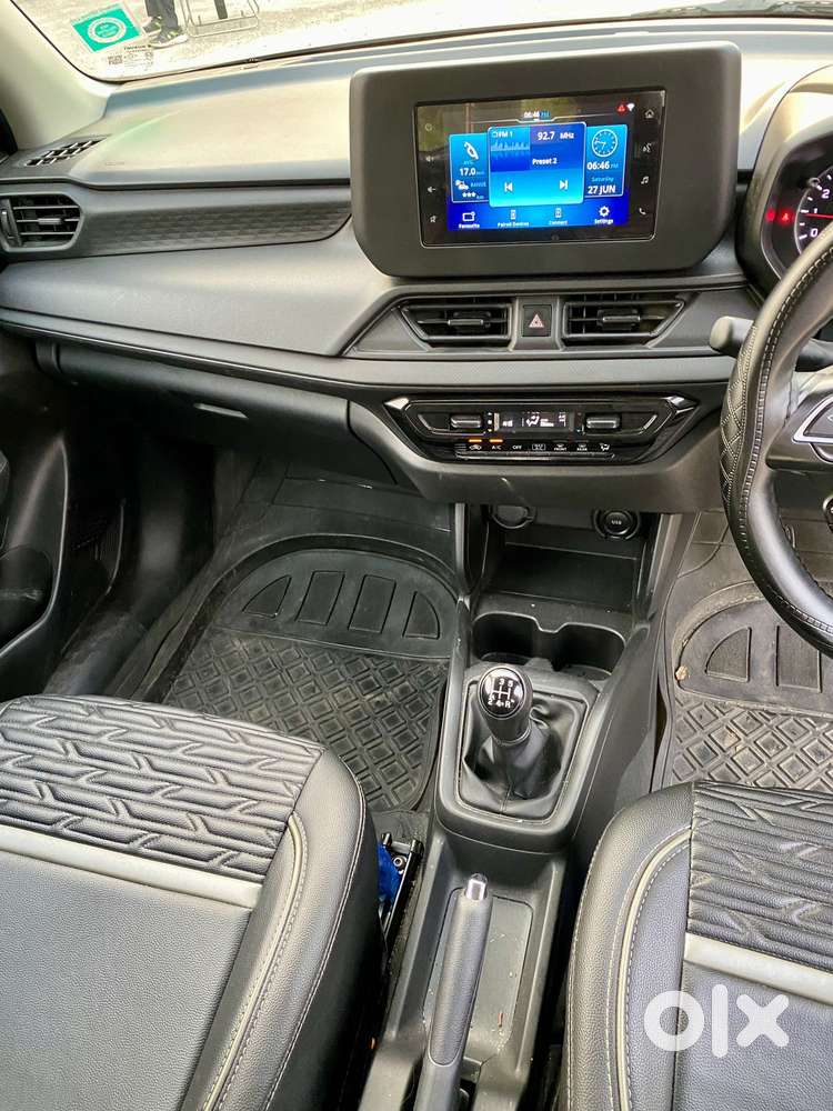 Maruti Suzuki Swift 1.2 Vxi (o), 2025, Petrol