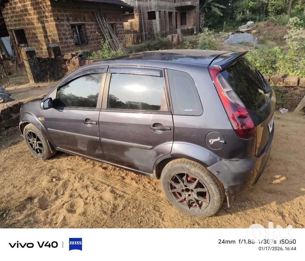 Ford Figo 2011 Diesel 130000 Km Driven