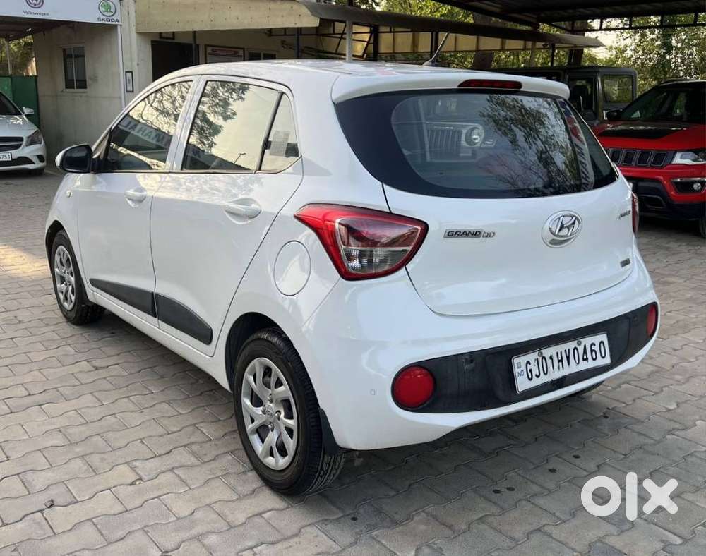 Hyundai Grand I10 Sportz 1.2 Kappa Vtvt, 2017, Petrol