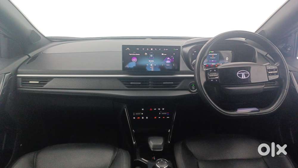 Tata Nexon Fearless Plus S Purple 1.5 Revotorq Diesel 6amt Dual Tone..