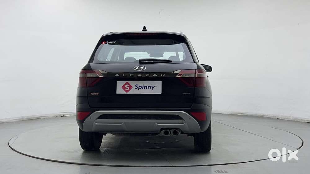 Hyundai Alcazar 1.5 Tdct Signature (o) 7s Petrol, 2023, Petrol