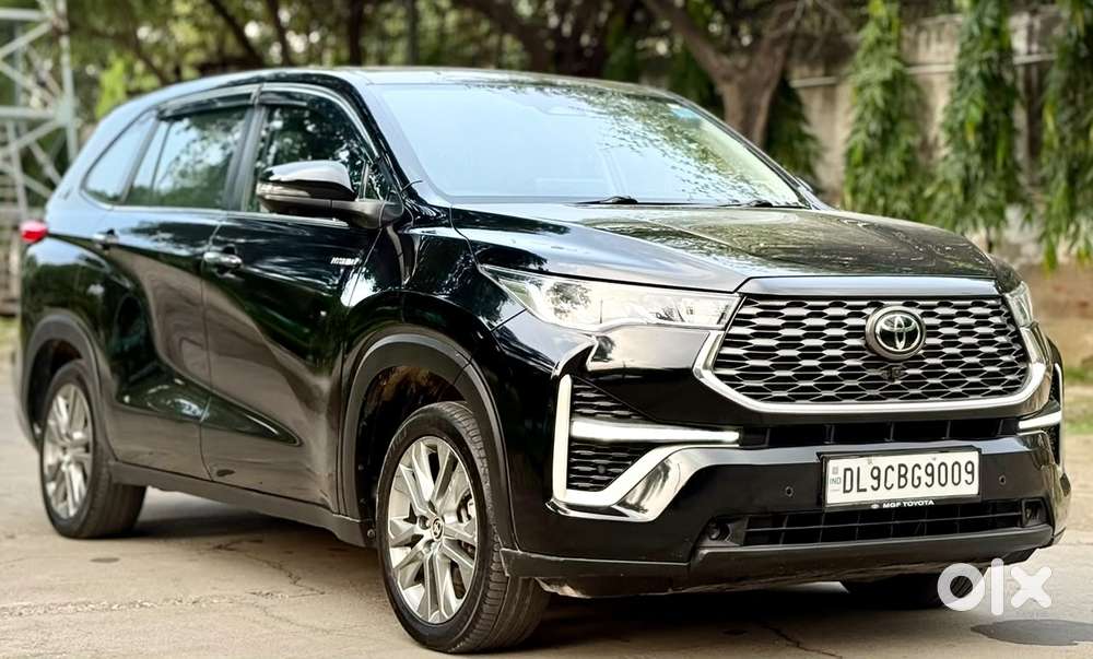 Toyota Innova Hycross 2.0 Zx (o) Hybrid 7 Str, 2025, Petrol