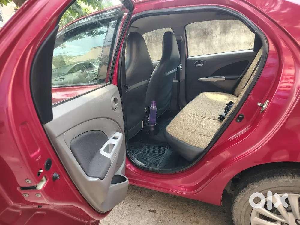 Toyota Etios Cross 2011