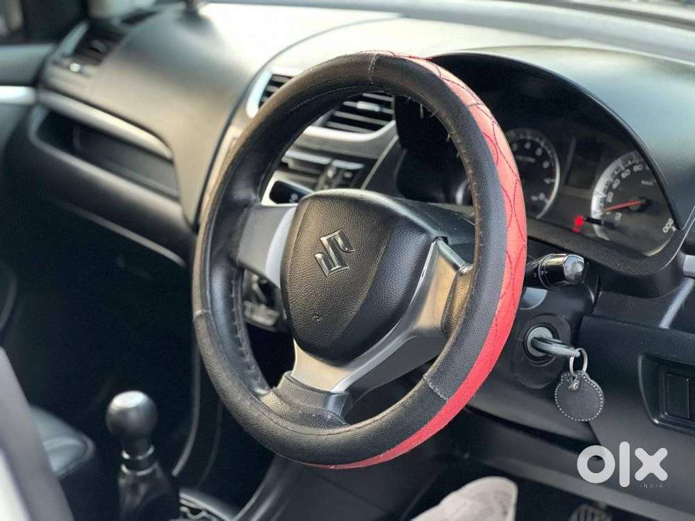 Maruti Suzuki Swift Vxi, 2015, Petrol