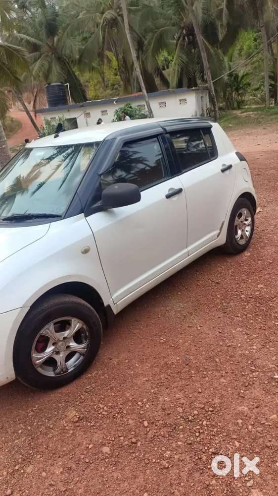 Maruti Suzuki Swift 2007 Petrol 97000 Km Driven