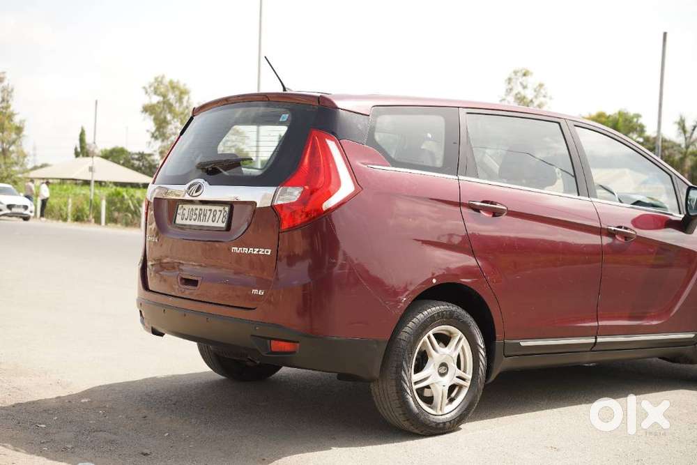 Mahindra Marazzo