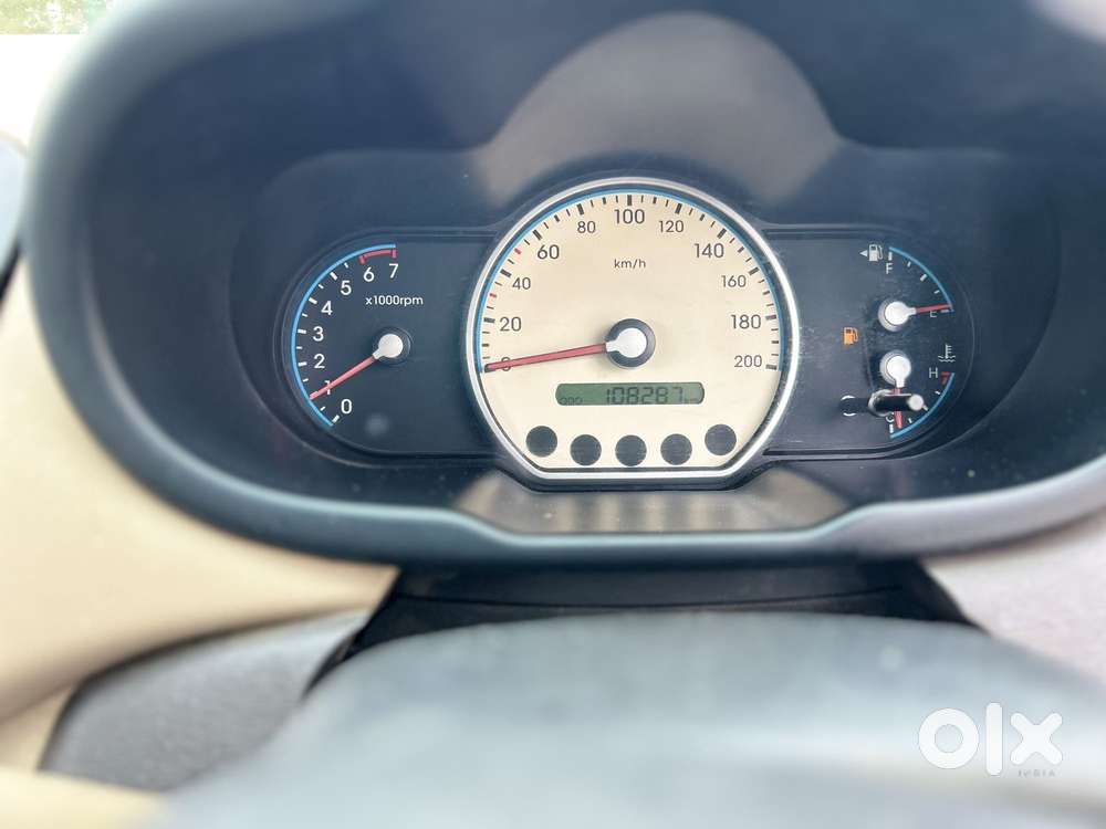 Hyundai I10 Magna 1.1l, 2010, Cng & Hybrids