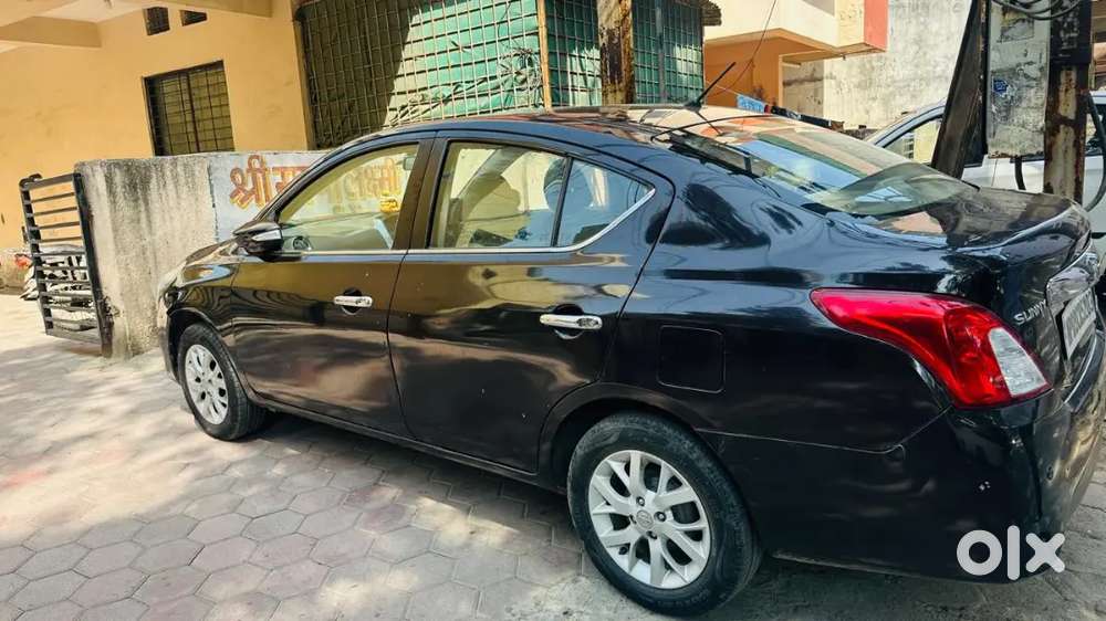Nissan Sunny 2015 Diesel 100000 Km Driven