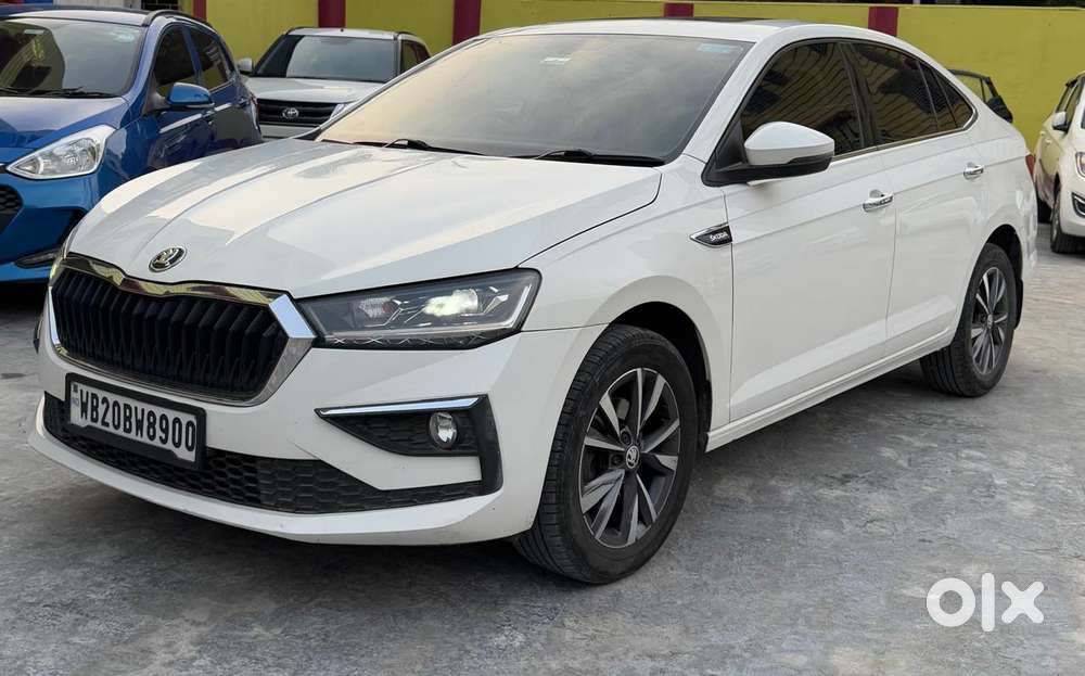 Skoda Slavia Style 1.0l Tsi Mt, 2024, Petrol